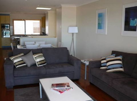 Moana Beach Holiday Apartments - Tourism Canberra 6