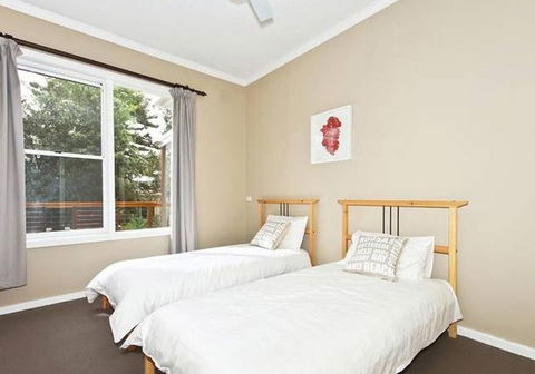 Sea Sand And Scrub Holiday House - Tourism Canberra 3