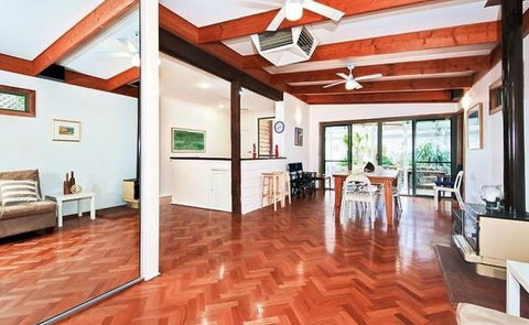 Sea Sand And Scrub Holiday House - Tourism Canberra 8