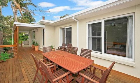 Sea Sand And Scrub Holiday House - Tourism Canberra 9