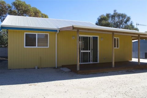 Coffin Bay Escape - Tourism Canberra 0