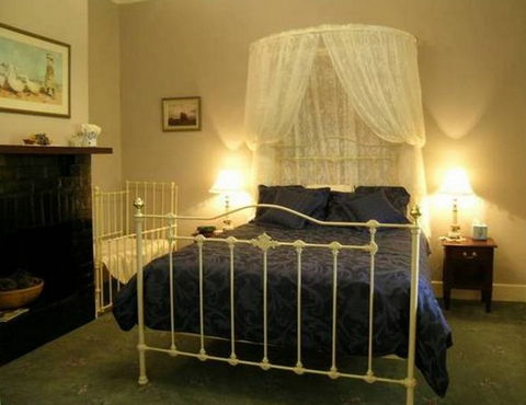 Linfield Cottage - Tourism Canberra 4