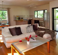 Misty Mountains Tropical Rainforest Romantic Retreat - Tourism Canberra
