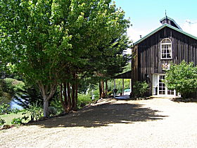 Swallows Nest Hop Kiln Guest House - Tourism Canberra 0