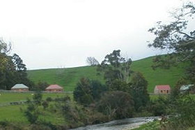 Tin Dragon Trail Cottages - Tourism Canberra 0