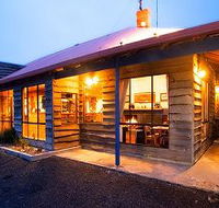 Central Highlands Lodge Accommodation - Tourism Canberra