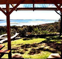 Island View Spa Cottage - Tourism Canberra