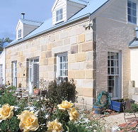 Mulberry Cottage Unique BB and Grannie Rhodes Cultural Heritage Shows - Tourism Canberra
