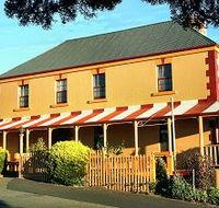 Meredith House And Mews - Tourism Canberra