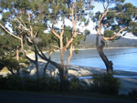 Bruny Island Retreat - Tourism Canberra 0