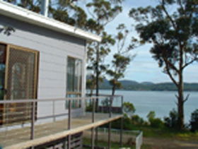 White Beach Cottage - Tourism Canberra 0