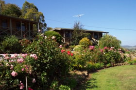 Mole Creek Holiday Village - Tourism Canberra 0