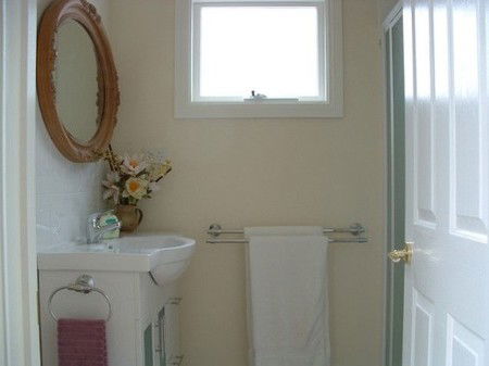 Huonville Guesthouse - Tourism Canberra 1