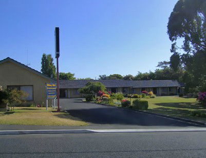 Willaway Motel Apartments - Tourism Canberra 1