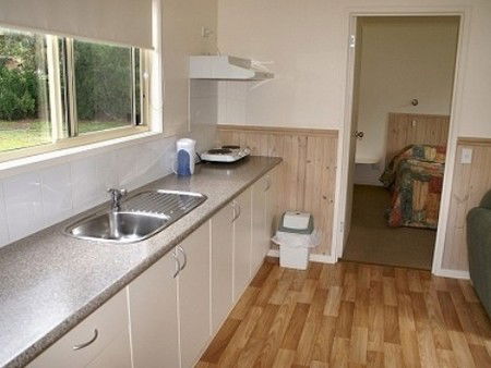 New Norfolk Caravan Park - Tourism Canberra 3