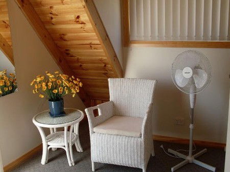 Four Seasons Holiday Cottages - Tourism Canberra 1