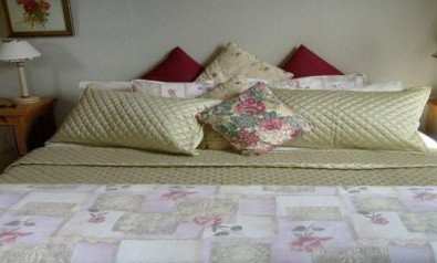 McIntosh Cottages - Tourism Canberra 1