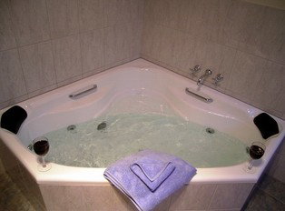 Queechy Cottages - Tourism Canberra 5