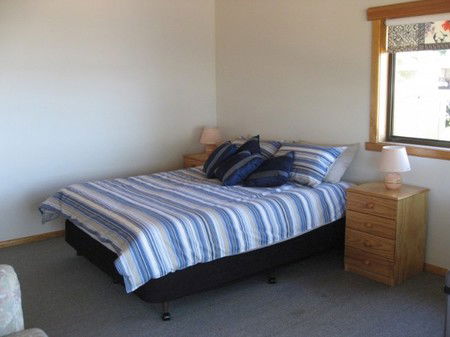 Daniel's Bay Retreat - Tourism Canberra 4