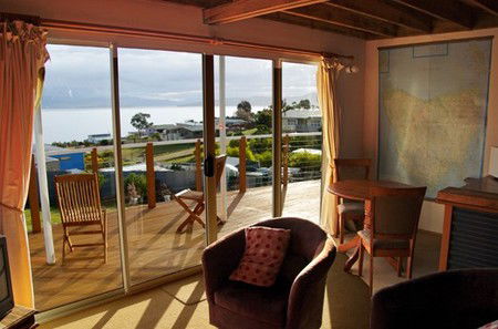 Bruny Island Accommodation Services - The Don - Tourism Canberra 4