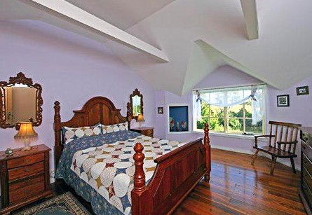 Swallows Nest Hop Kiln Guest House - Tourism Canberra 1
