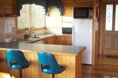 Coles Bay House - Tourism Canberra 1