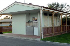 Leisureville Caravan Park - Tourism Canberra 4