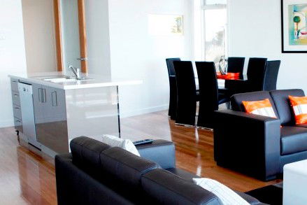 Penguin Waterfront Escape - Tourism Canberra 2