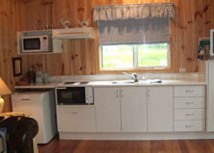 Summer Cottage - Tourism Canberra 2