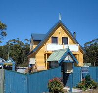 Beachs 'N Greens - Tourism Canberra