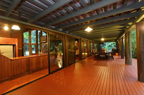 Wait A While Retreat - Tourism Canberra 3