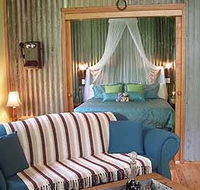 Crater Lakes Rainforest Cottages - Tourism Canberra