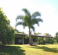 Daintree Mountain View Retreat and Vanilla Beans - Tourism Canberra