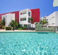Element on Coolum Beach - Tourism Canberra