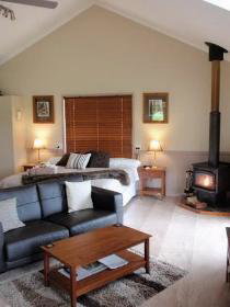 Maleny Luxury Cottages - Tourism Canberra 0