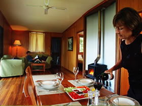 Whispering Valley Cottage Retreat - Tourism Canberra 0