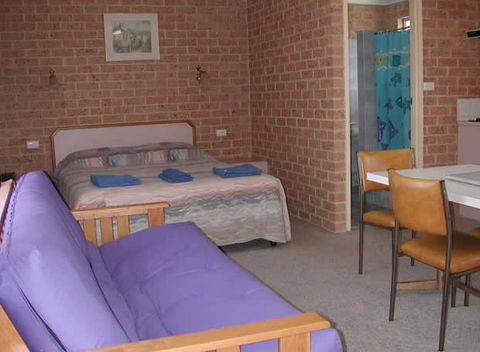 Huskisson Bayside Resort - Tourism Canberra 1