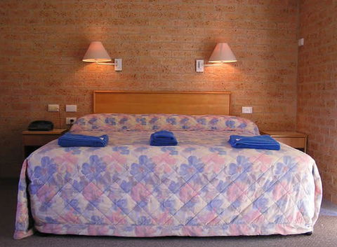 Huskisson Bayside Resort - Tourism Canberra 2