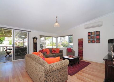 Diamond Cottages - Tourism Canberra 3