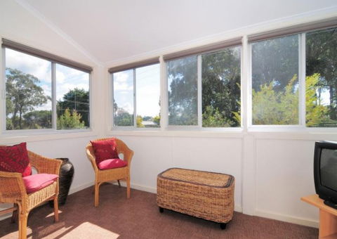 Diamond Cottages - Tourism Canberra 4