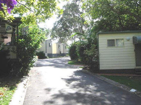 Palm Beach Caravan Park - Tourism Canberra 0