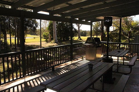 Golf View Motel - Tourism Canberra 3