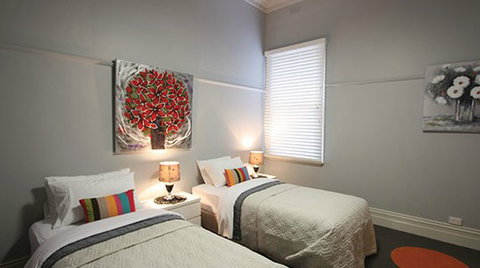 Accommodation On Lyons - Tourism Canberra 6