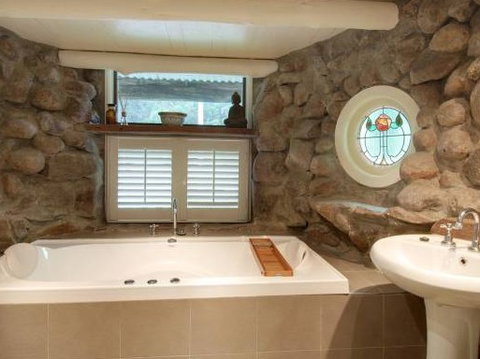 Indooroopilly - Tourism Canberra 5
