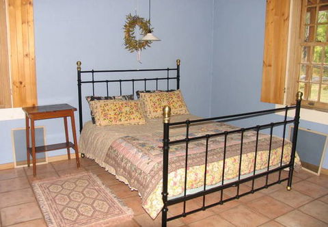 Bakers Flat Cottages - Tourism Canberra 3