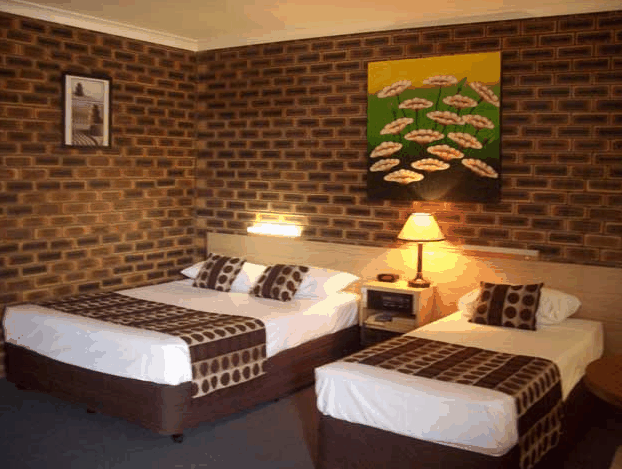 Squatters Homestead Motel - Tourism Canberra 2