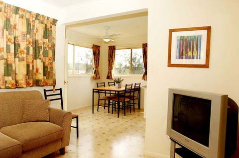 Maclean Riverside Caravan Park - Tourism Canberra 2