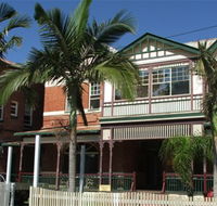 Maclean Hotel - Tourism Canberra