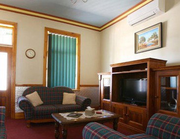 Jadan Cottages - Tourism Canberra 1