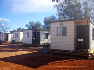 Lightning Ridge Tourist Park - Tourism Canberra 0